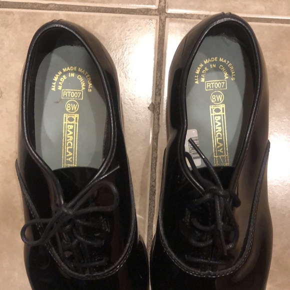 Barclay Shiny Men’s Oxford size 8W. Practically new! - Picture 10 of 16